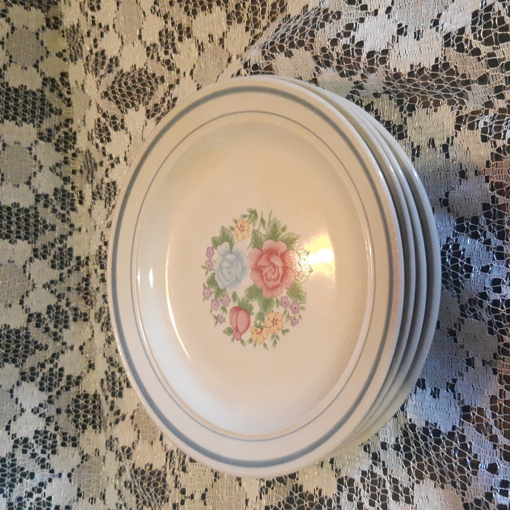 Set of 4 Stone Ware Dessert Salad Plates Vintage 6.75"